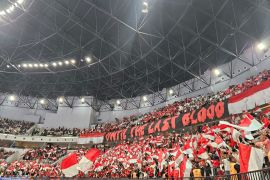 Jelang pertandingan final, Ribuan suporter Indonesia "merahkan" Indonesia Arena