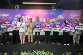 Bank Jateng Surakarta serahkan hadiah Tabungan Bima
