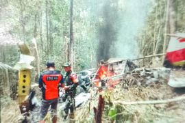 Basarnas memastikan jenazah pilot pesawat Pelita Air Service berhasil dievakuasi