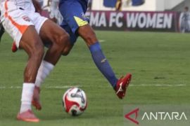 Manchester United tundukkan Crystal Palace 2-1