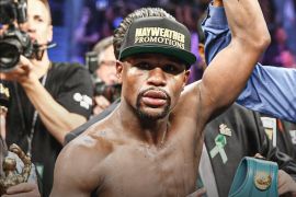 Floyd Mayweather mengumumkan kembali ke ring setelah 9 tahun pensiun