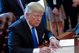 Tarif Trump dibatalkan MA, pakar China: Picu babak baru perang tarif