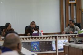 Bupati Sleman instruksikan OPD antisipasi penimbunan barang menjelang Idul Fitri