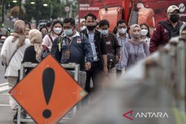 Membedakan perasaan emosi dan stres yang saling berkaitan