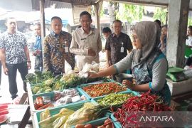 TPID Bantul memastikan harga bahan pokok di pasar stabil dan stok aman