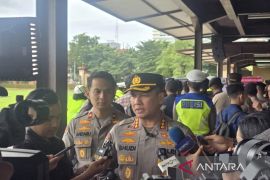 Ribuan personel dikerahkan untuk mengamankan kegiatan unjuk rasa di Mabes Polri