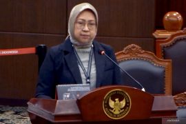 MK memanggil operator seluler terkait polemik kuota internet hangus