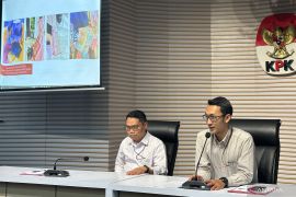 KPK: Suami-anak Fadia Arafiq terima uang korupsi hingga Rp13,7 miliar