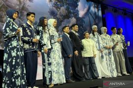 Ivan Gunawan hadirkan koleksi busana Lebaran