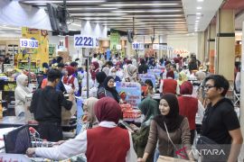 BI: Keyakinan konsumen terhadap ekonomi tetap kuat pada Maret 2026