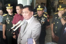 Menhan imbau masyarakat tak perlu khawatir akan status siaga satu