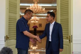 Rismon akui ijazah Jokowi dan Gibran asli, akan rilis buku antitesis