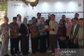 Komisi VII DPR kunjungan kerja spesifik ke Gamplong Studio Alam Sleman