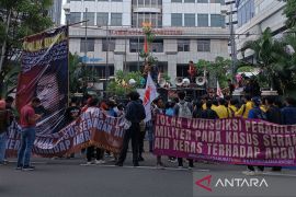 Ratusan pengunjuk rasa sampaikan aspirasi di MK