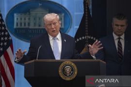 Trump katakan dirinya punya hak tak setuju dengan Paus Leo XIV
