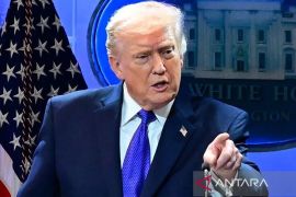 Trump peringatkan Paus Leo tentang ancaman senjata nuklir Iran