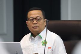 Kemenag tak pernah terbitkan kebijakan akan kelola uang kas masjid