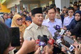 Prabowo siapkan Rp4 triliun perbaiki 1.800 perlintasan kereta di Jawa