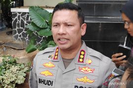 Kriminal kemarin, modus curi laptop lalu tentang film "Pesta Babi"