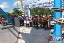 PT RMI &nbsp;dukung swasembada gula dengan giling tebu 1,55 juta ton&nbsp;