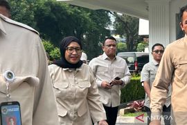 Nanik ke Istana laporkan efisiensi anggaran MBG