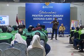 Menteri UMKM: Pengemudi ojol berstatus UMKM bisa lebih mudah akses KUR