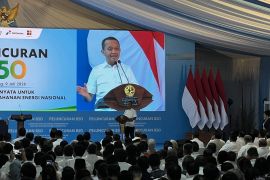 Bahlil umumkan Indonesia tak lagi impor solar akibat B50