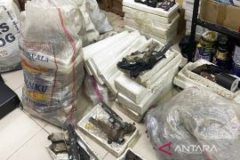 Polisi usut temuan senjata api dan "airsoft gun" di sekolah swasta Jaksel