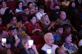 Politik, dari Pakta Pertahanan Makkah hingga Golkar gaet Gen Z