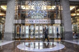 Ekonom sebut pengambilan kebijakan jadi ujian independensi BI