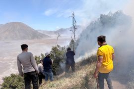 Petugas bergerak cepat kendaIikan&nbsp;karhutla&nbsp;Bromo di Blok Seruni