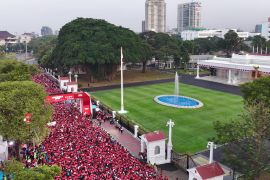 Pelari berkursi roda hingga atlet nasional ramaikan Merdeka Run 2026