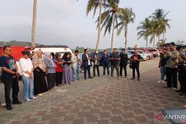Wartawan gelar doa bersama untuk keselamatan jurnalis hilang kontak di Selat Sunda