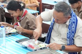 Wamen HAM: Keselamatan penerima manfaat harus jadi prioritas MBG