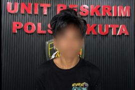 Polsek Kuta tangkap tersangka tiga kali jambret emas di Seminyak