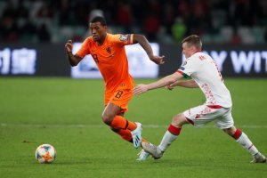 Dwigol dari Wijnaldum antar Belanda kalahkan Belarusia