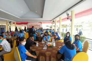 Kontingen PON Sultra berangkat bertahap ke Papua