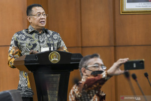 Kemarin, Perda Pesantren hingga tumpas KKB Papua