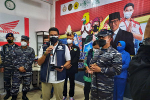 PON Papua - Menparekraf ajak atlet PON XX nikmati keindahan alam Papua