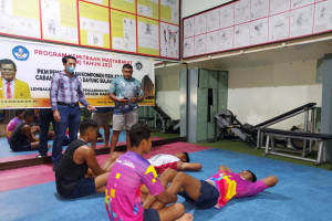 FPTI Sulsel lepas tim panjat tebing ke PON