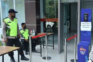 TNI-Polri amankan pertandingan tenis lapangan di Jayapura