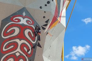 Atlet panjat tebing keluhkan cuaca ekstrem di Mimika