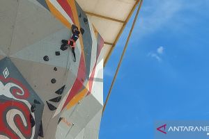 Jawa Barat tambah emas, perak, dan perunggu Panjat Tebing PON Papua