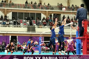 Jabar hentikan Jateng dalam empat besar voli putri PON Papua