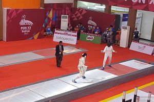 Riau tambah satu emas dari anggar beregu putri