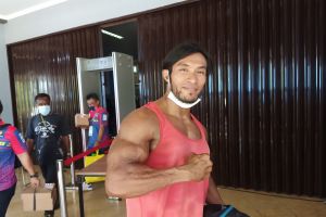 Jay Rambo ogah disebut mirip Ade Rai