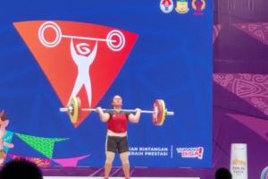 Lifter Mayang Sari gagal sumbang medali untuk Sumbar
