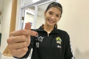 Atlet voli Shindy Sasgia, model cantik Solo yang garang di lapangan