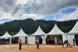 Tiap kontingen paralayang masih berlomba kumpulkan nilai