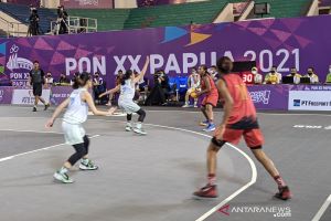 Tuan rumah lolos dari dase grup basket 3x3 PON Papua